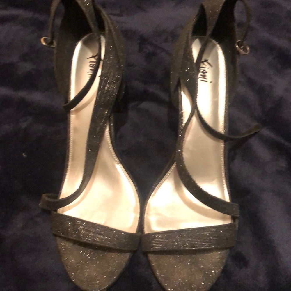 Black dress sandals 4inch heel.
